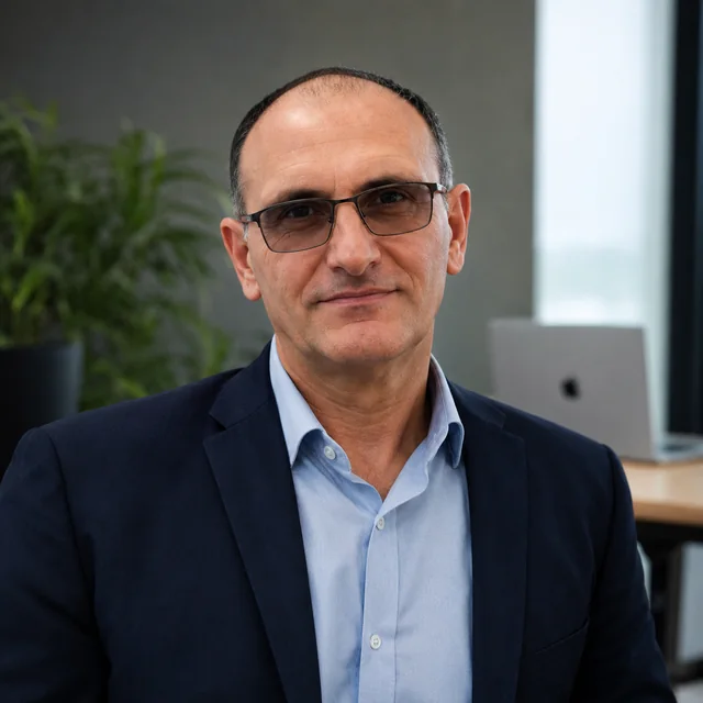 Portrait professionnel de Michel Quinones